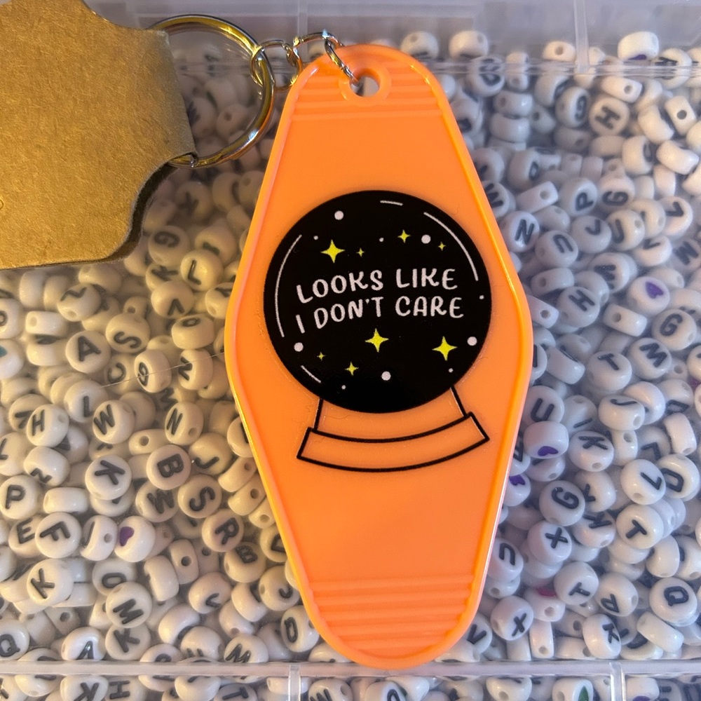 Looks like I don’t care 🔮 Crystal ball keychain - orange